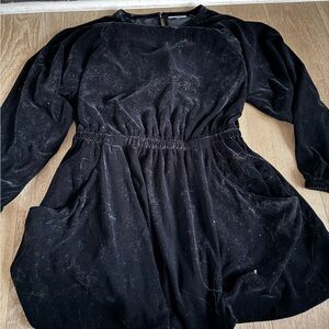 Universal Thread Black Dress